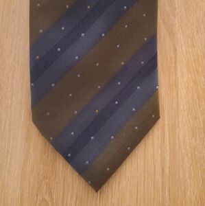 Kenneth Cole Silk Stripe Tie In Brown And Blue